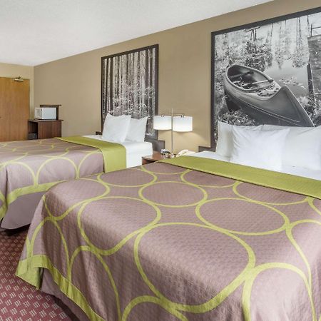 Super 8 By Wyndham Hebron Lowell Area Buitenkant foto