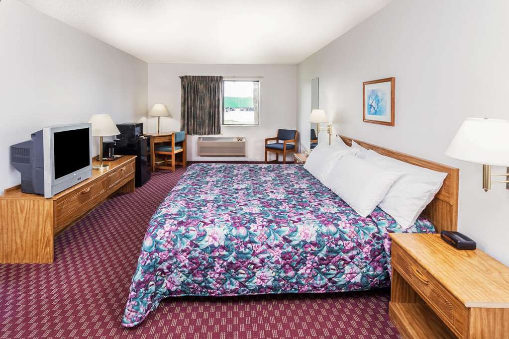 Super 8 By Wyndham Hebron Lowell Area Kamer foto