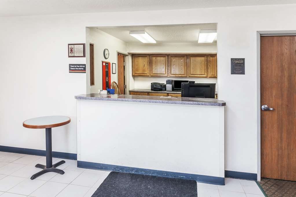 Super 8 By Wyndham Hebron Lowell Area Interieur foto